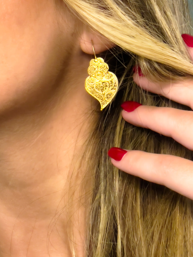 Viana Heart Earrings